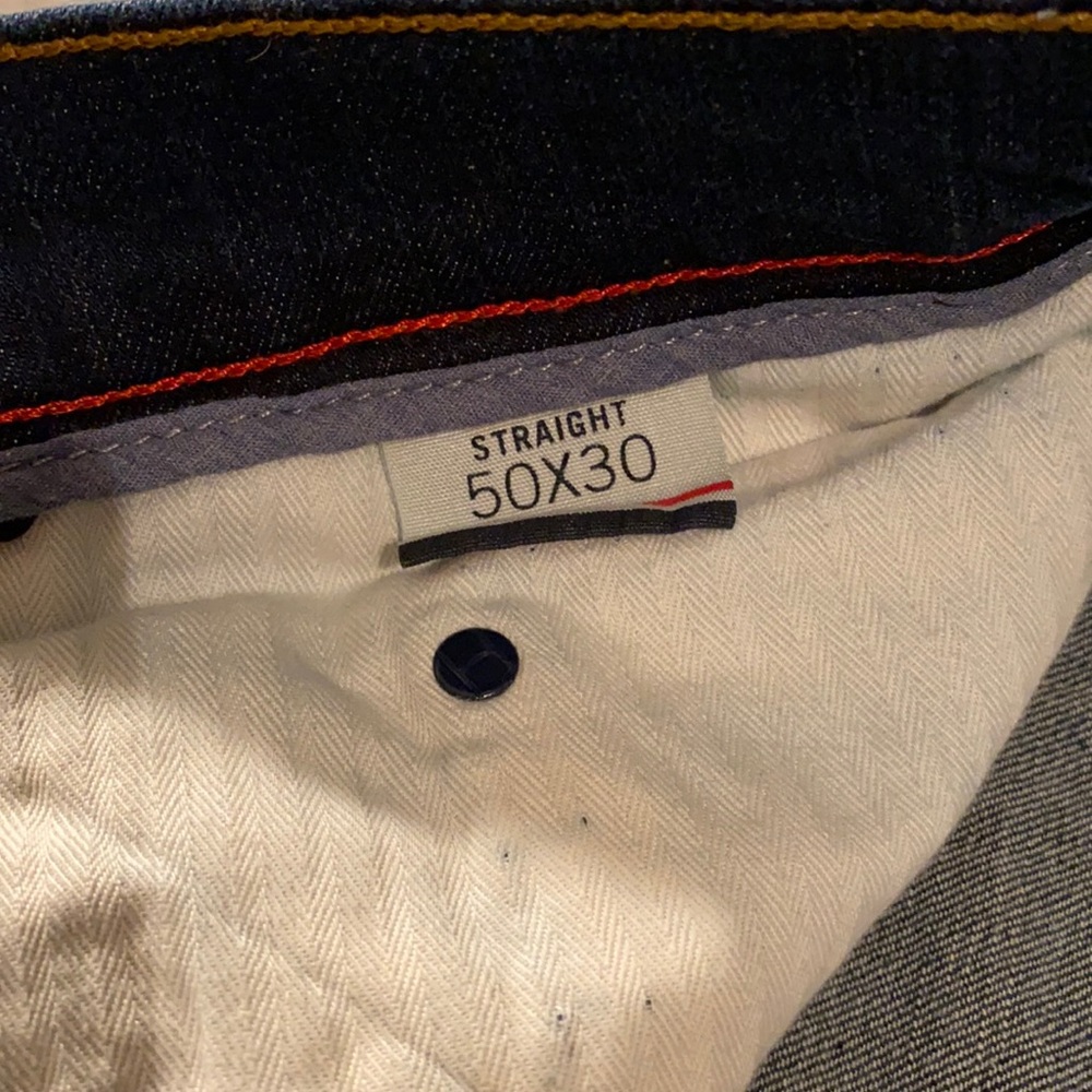 BRAND NEW NO TAGS. TOMMY HILFIGER BLUE JEANS, 50/32